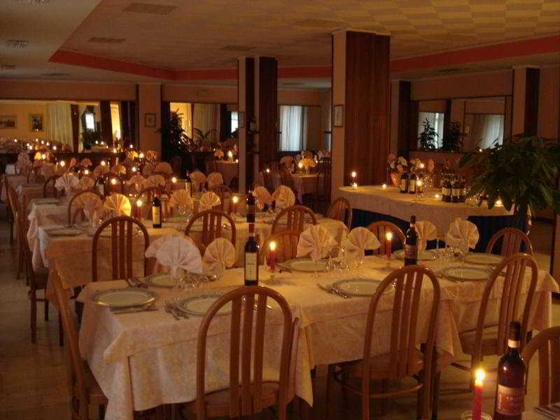 Hotel Augustus Montecatini Terme Exterior photo